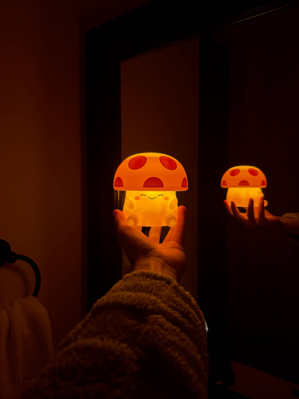 Mushi Ambient Mushroom Night Light - Squishy Silicone USB-C